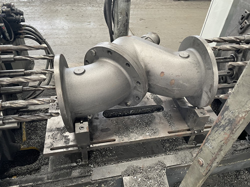 四合一止回閥毛坯加工中 四合一止回閥毛坯加工中