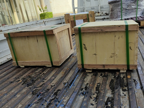 電動(dòng)補(bǔ)水閥木箱包裝發(fā)貨 電動(dòng)補(bǔ)水閥木箱包裝發(fā)貨