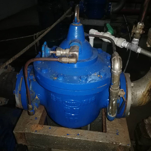 正在使用中的遙控浮球閥HF42X實物圖片